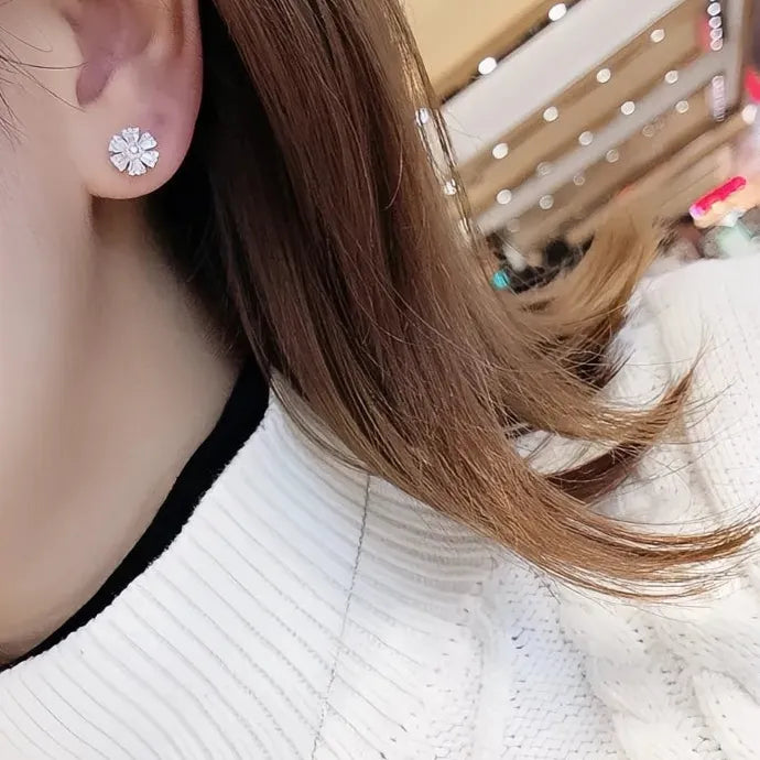 Flower Shaped AAA Cubic Zirconia Silver Color Copper Alloy Stud Earrings