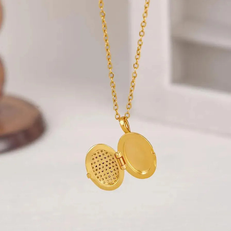 Openable Oval Zircon Photo Frame Pendant Necklace 18K Gold Plated Choker Jewelry