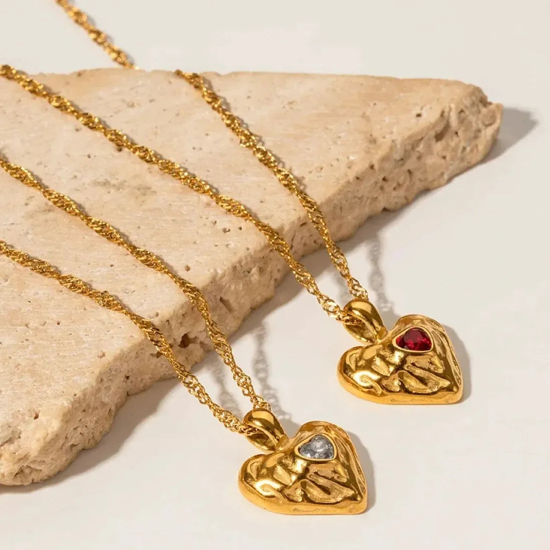 Gold Plated Ribbed Love Heart Pendant Crystal Choker Necklace Women Jewelry Waterproof Stainless Steel