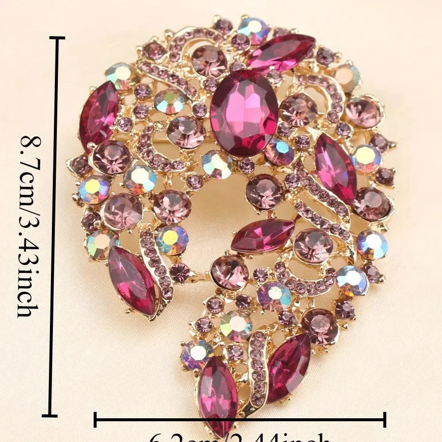 Luxury Openwork Floral Classic Brooch Gift for Men and Women