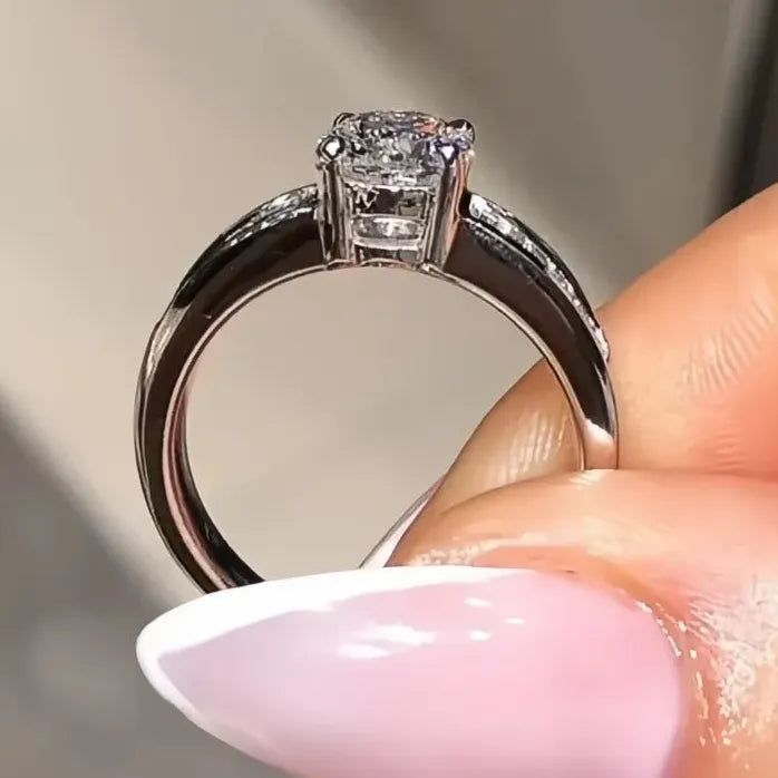 Elegant AA Round Cubic Zirconia Brass Wedding Engagement Ring for Women