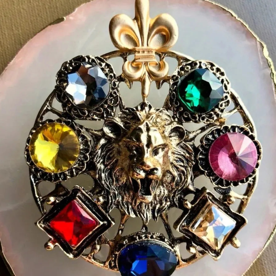 Medieval Lion Brooch Pin Classic Jewelry Gift for Men & Women