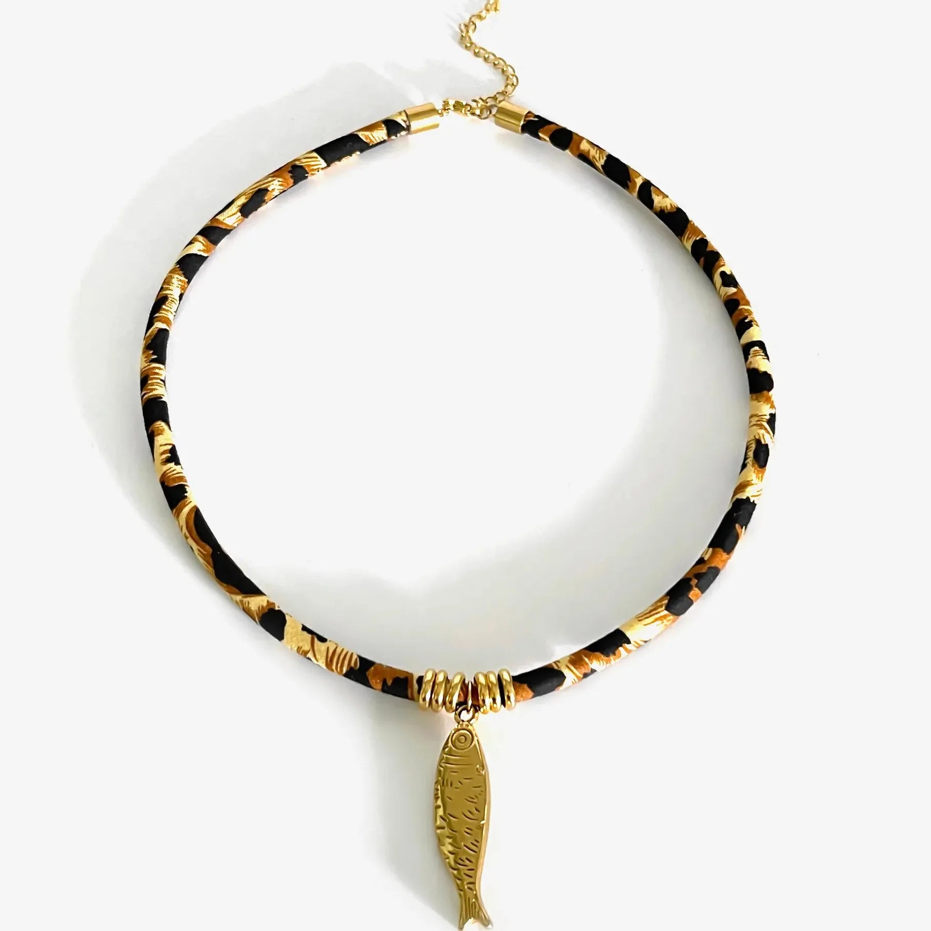 Adjustable Leopard Print Cord Necklace with Zinc Alloy Fish Bird Pendant Choker Gift