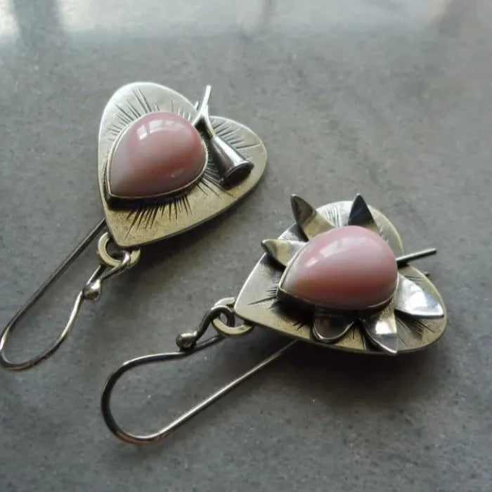 Vintage Heart-Shaped Carved Pattern Earrings with Pink Gemstones Bohemian Jewelry