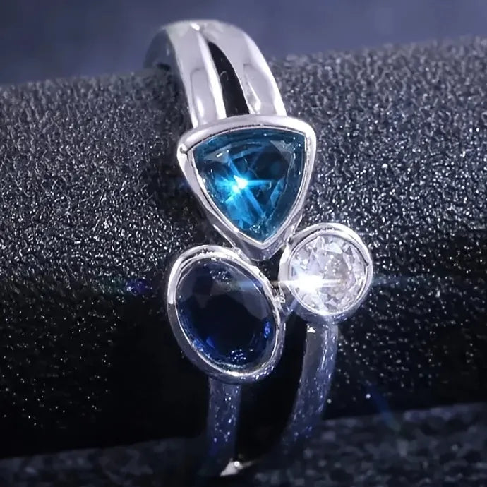 Fashionable European American Irregular Three-Color Stone Zinc Alloy Date Ring for Women