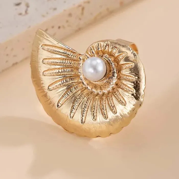 Adjustable Gold Metal Starfish Ring for Women Punk Hip Hop Jewelry Gift Accessory