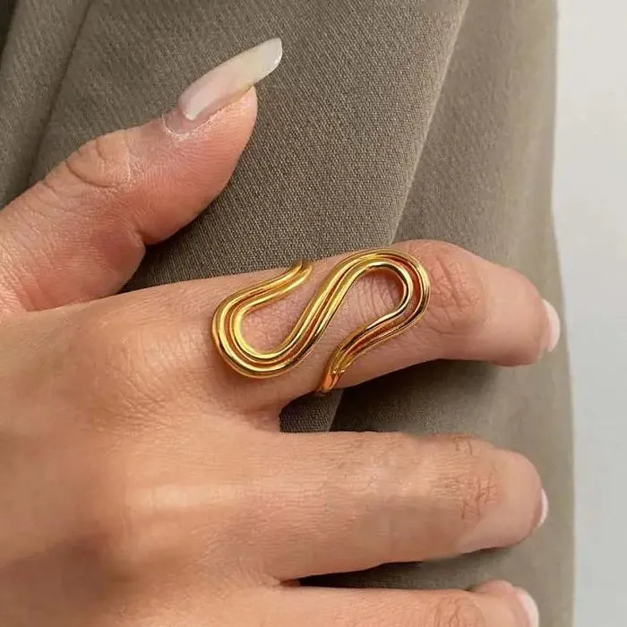 18K Gold Color Stainless Steel Double S-Shaped Waterproof Cocktail Ring for Women Men