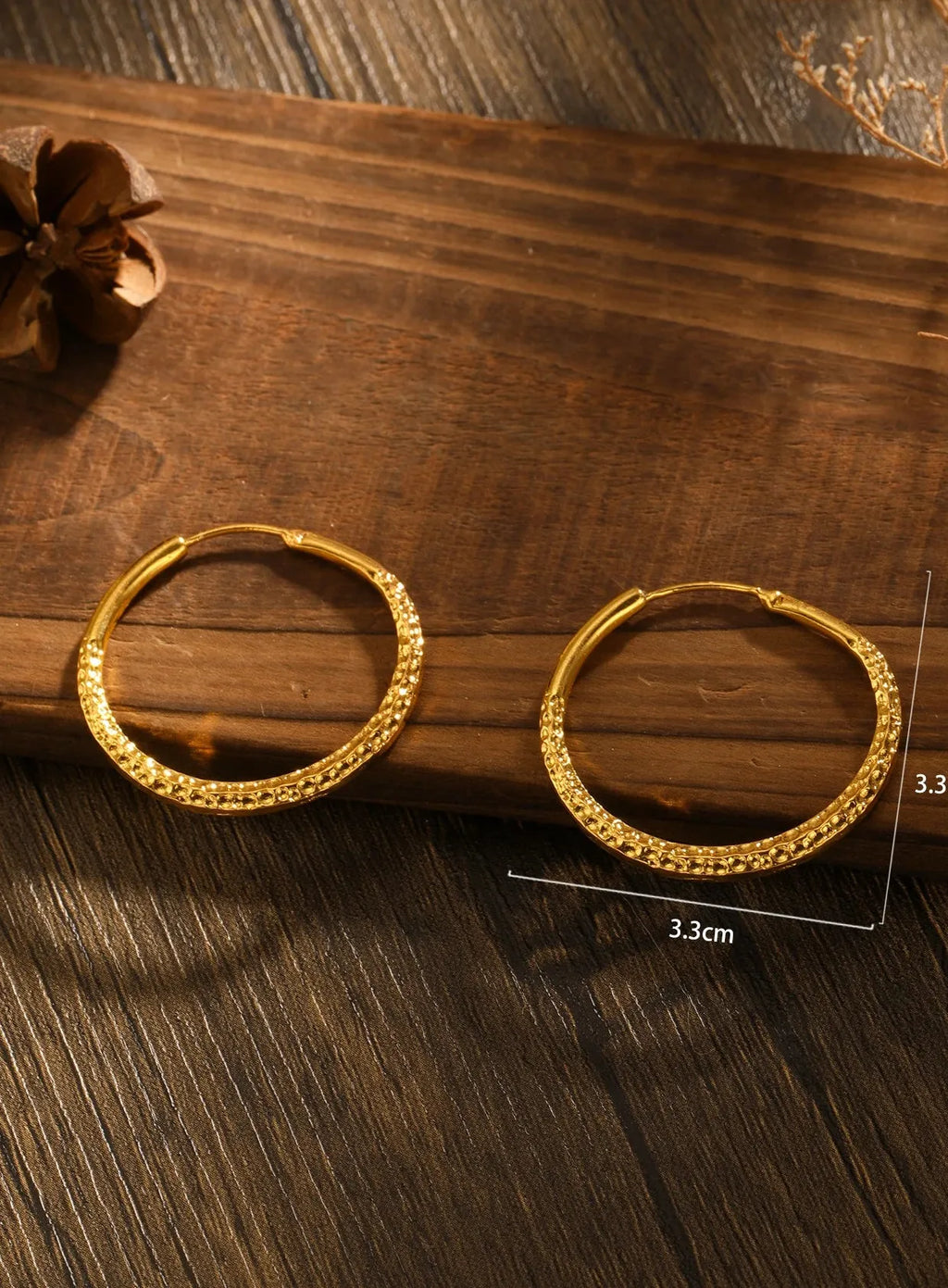 Simple Big Zinc Alloy Metal Hoop Earrings for Women Carved Serrated Circle