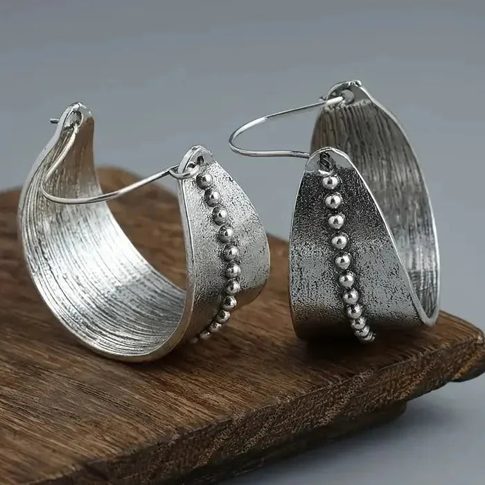 Women’s Zinc Alloy Hip-Hop Punk Earrings with Exaggerated Broadband Plant Pattern