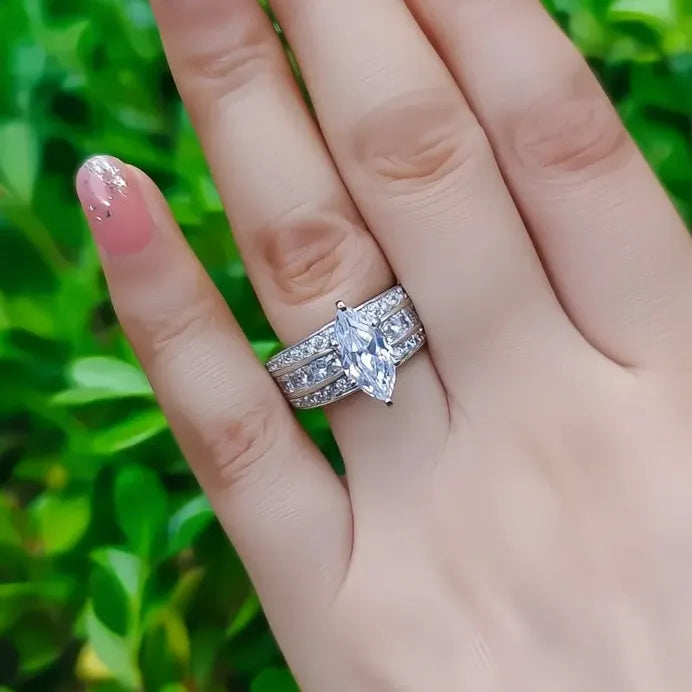 Elegant Women's Marquise Cubic Zirconia Brass Wedding Ring Geometric Band