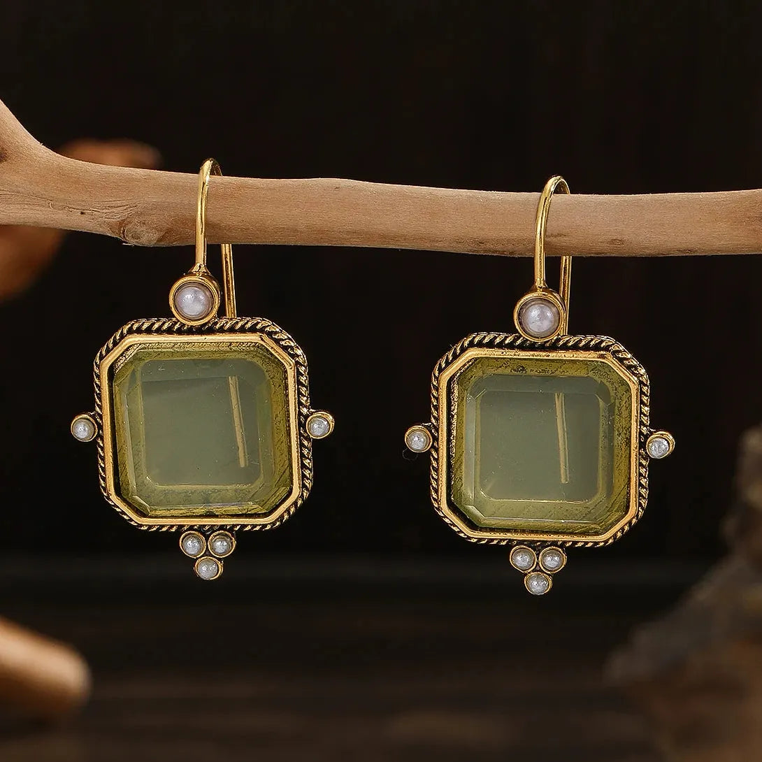 Elegant Vintage Geometric Pearl Drop Earrings for Women Zinc Alloy Bridal Gift