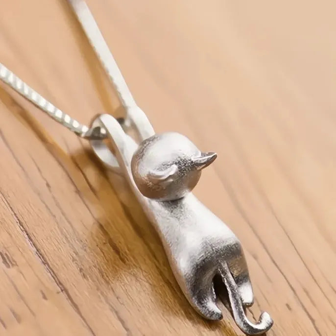 Cute Cat Pendant Necklace for Women Y2K Black White Animal Jewelry Trendy Party Gift