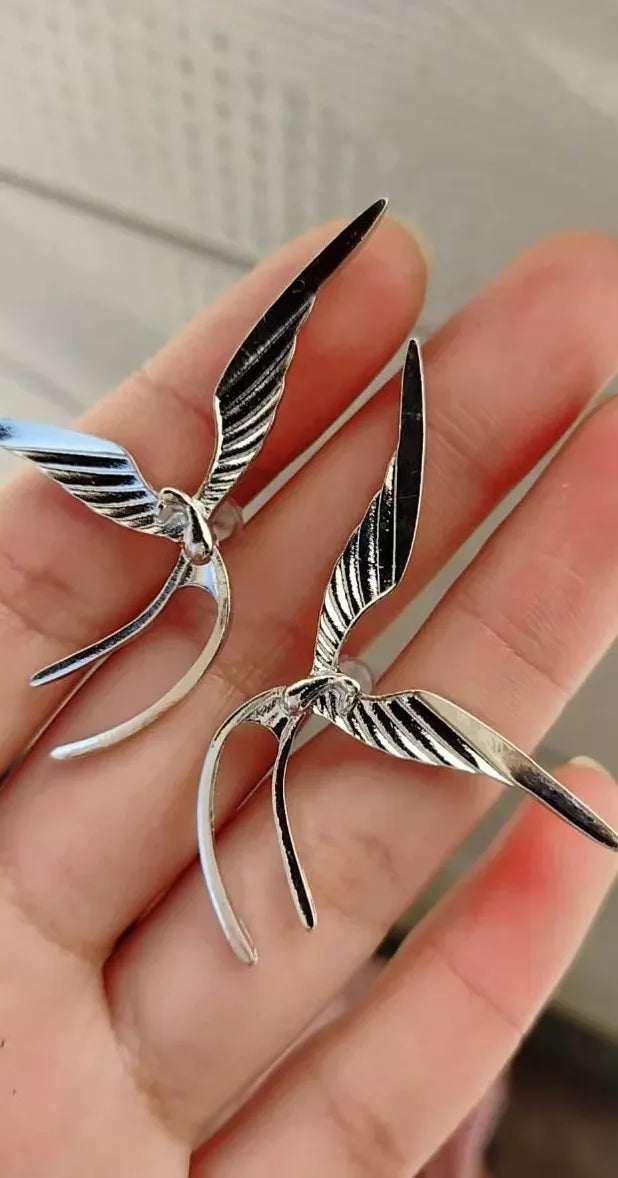 2024 Swallow Stud Earrings Copper Alloy Hip Hop Rock Jewelry Gift for Men Women