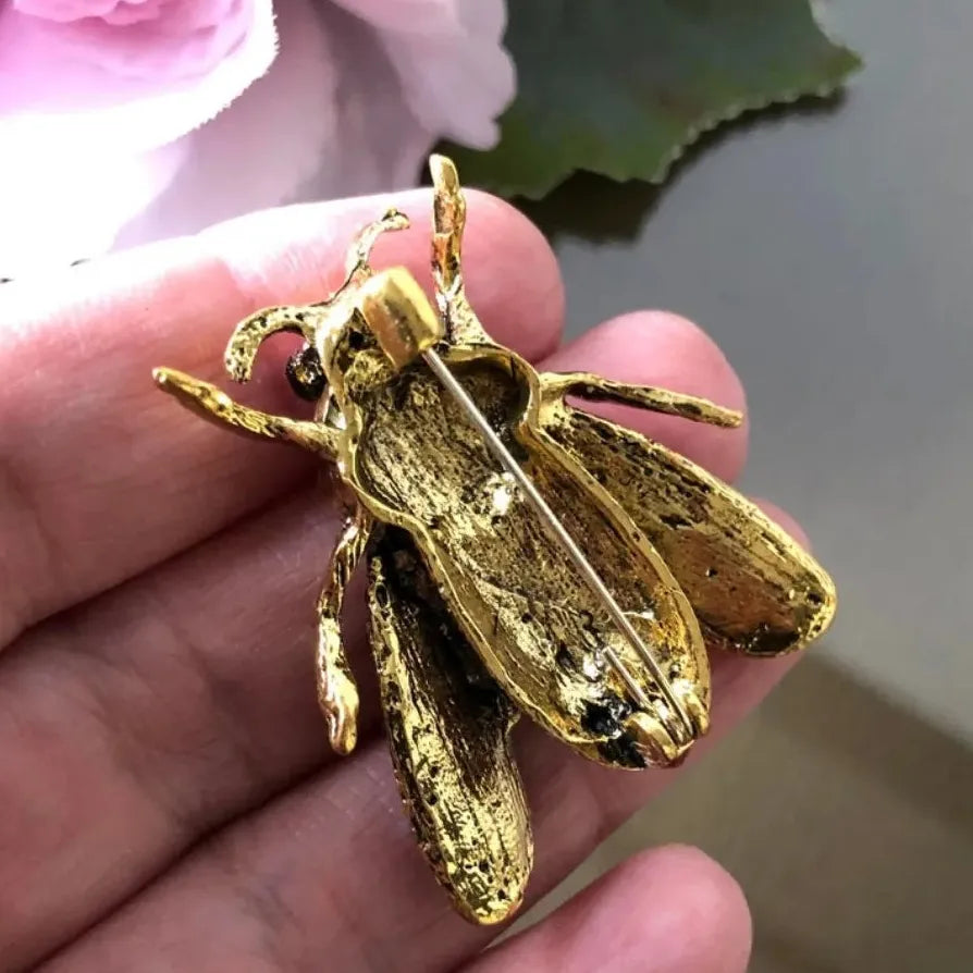 Vintage Bee Brooch Pin for Women Men Wedding Gift Elegant Accessory