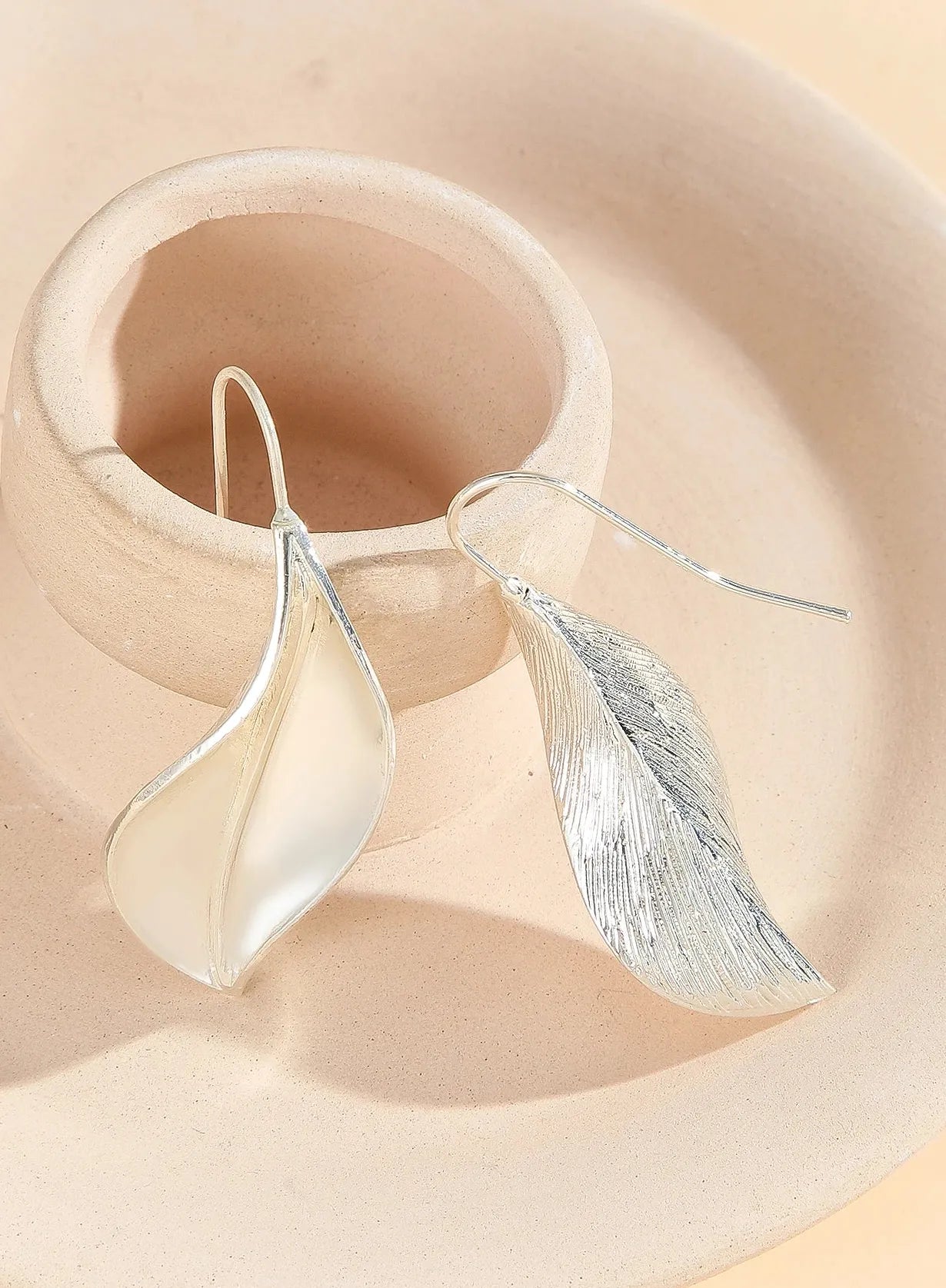 Silver Leaf Shape Stud Earrings for Women Vintage Retro Zinc Alloy Jewelry