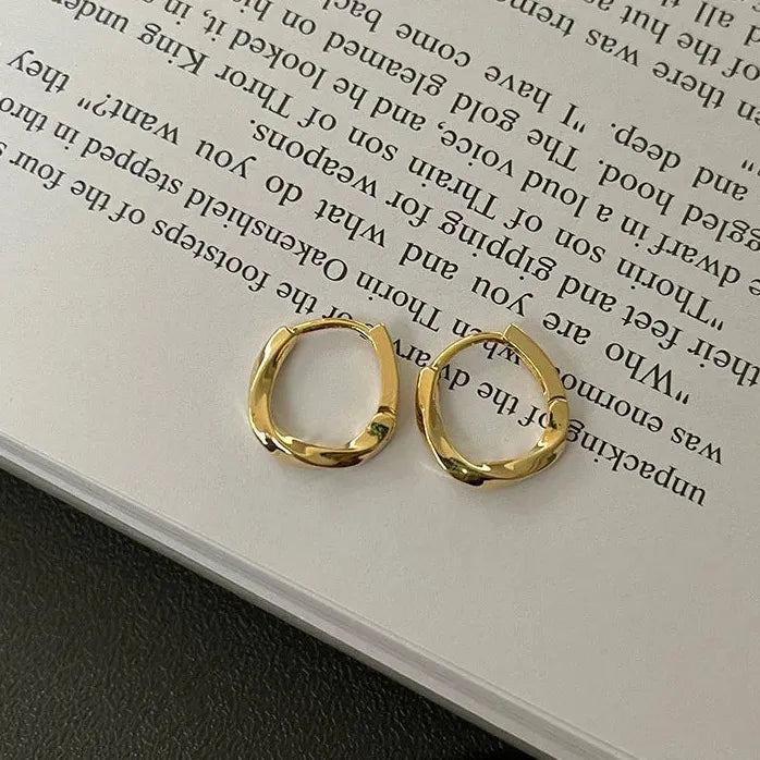 Vintage Gold Star Hollow Hoop Earrings for Women Christmas Jewelry Gift