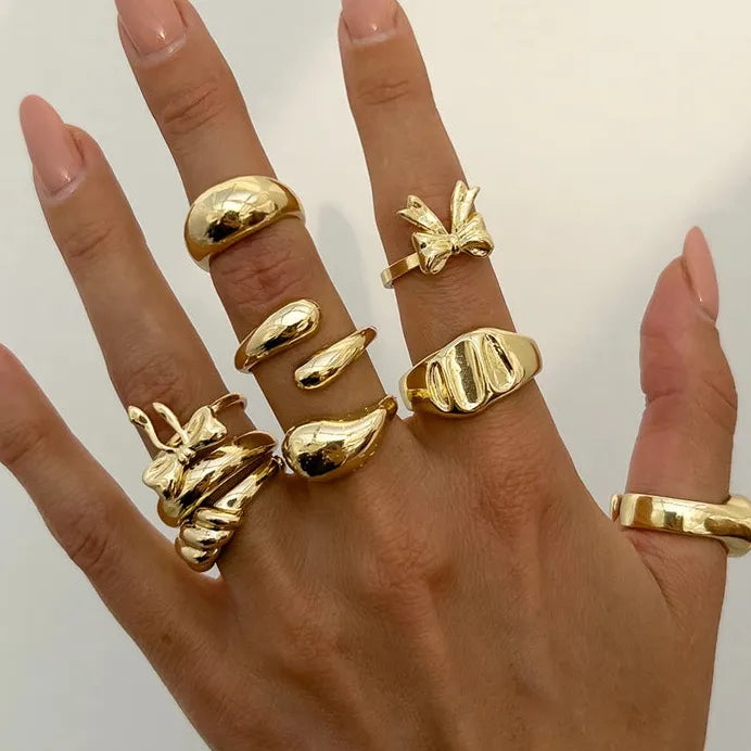 30Pcs Adjustable Vintage Gold Zircon Heart Butterfly Rings Set for Women