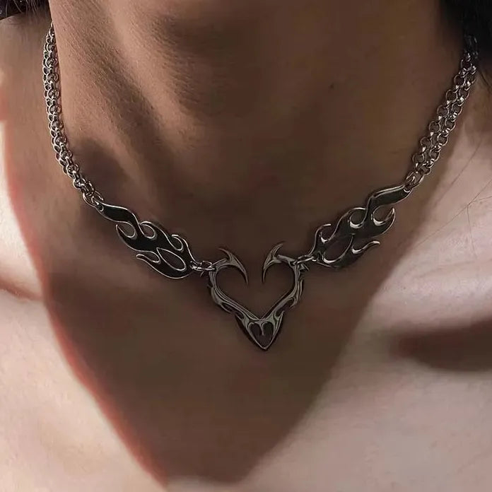 Stainless Steel Thorn Heart Choker Necklace Punk Hip Hop Clavicle Jewelry Chain
