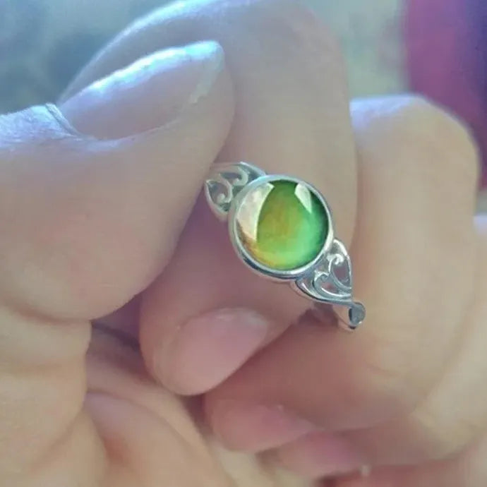 Moon Stone Color Changing Mood Ring Zinc Alloy Fashion Jewelry Gift Unisex