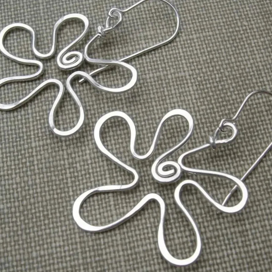 Delicate Silvery Hollow Flower Dangle Earrings Retro Bohemian Zinc Alloy Jewelry