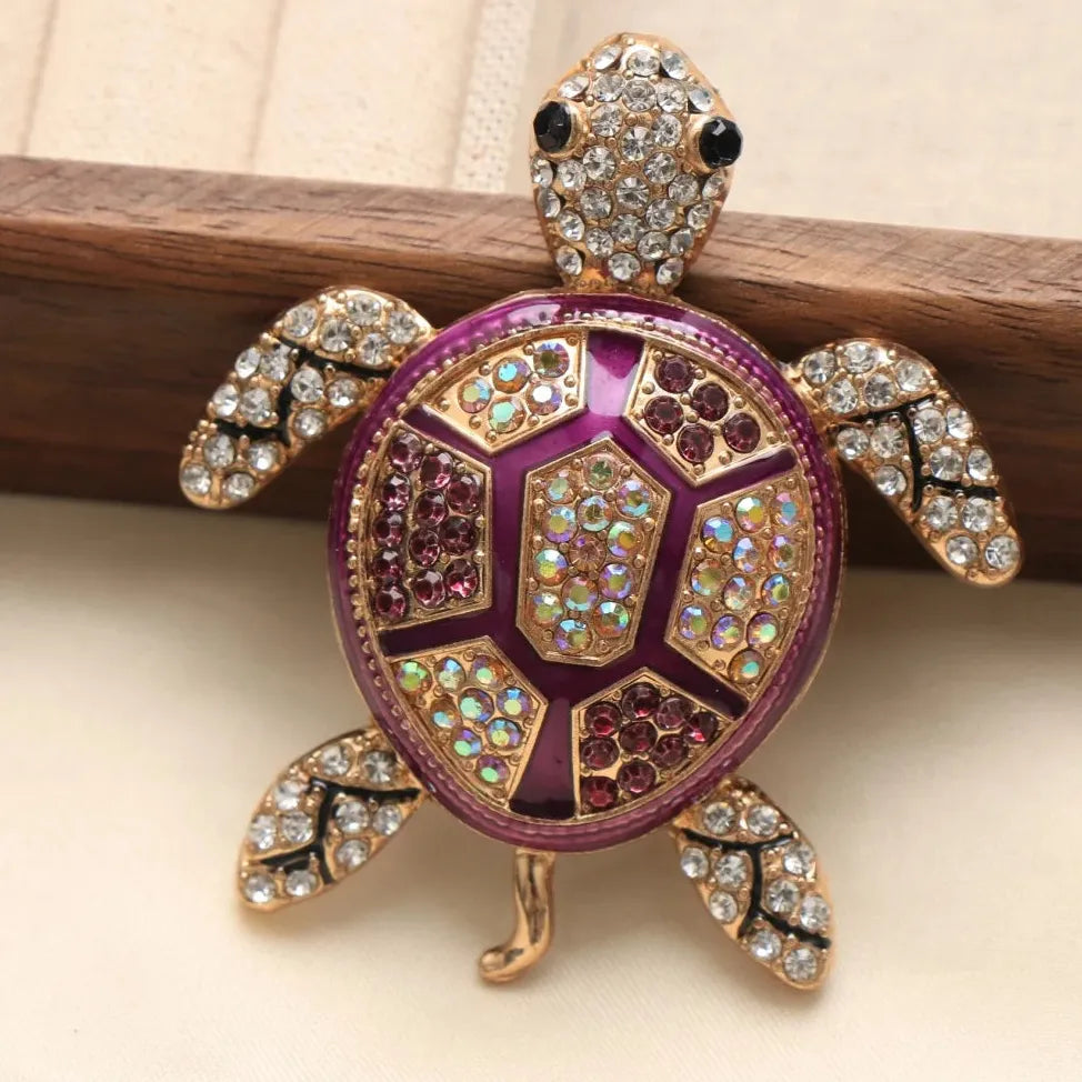 Classic Luxury Turtle Brooch for Men & Women Elegant Gift Accessory