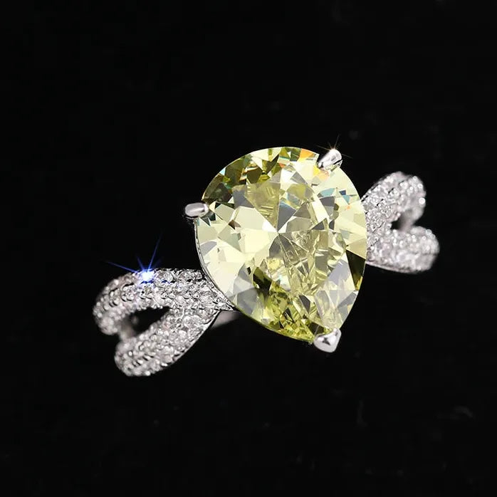 Waterdrop Pear Cubic Zirconia Ring for Women Light Yellow Bridal Jewelry