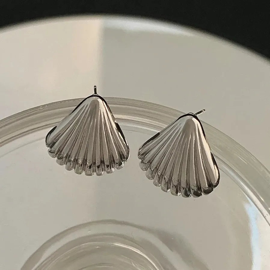 2024 Vintage Geometric Shell Earrings for Women Copper Metal Fashion Jewelry