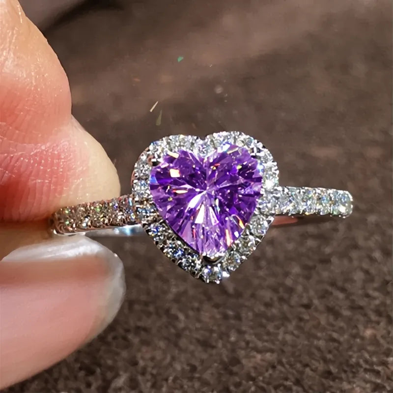 Aesthetic Heart Design Rings for Women Shiny Cubic Zirconia Brass Engagement Jewelry
