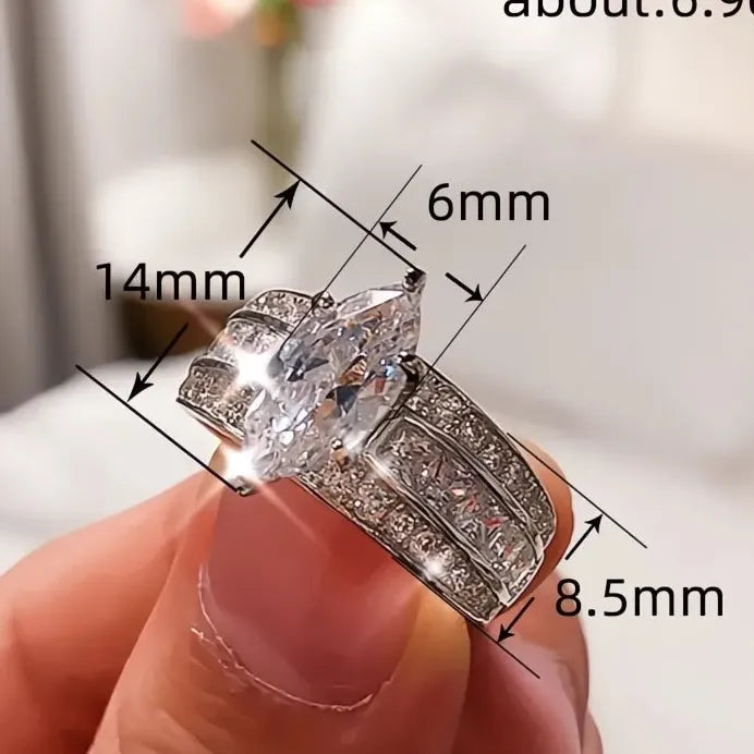 Elegant Women's Marquise Cubic Zirconia Brass Wedding Ring Geometric Band