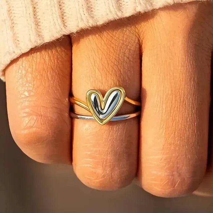 Romantic Two-tone Hollow Heart Brass Ring for Women Wedding Jewelry