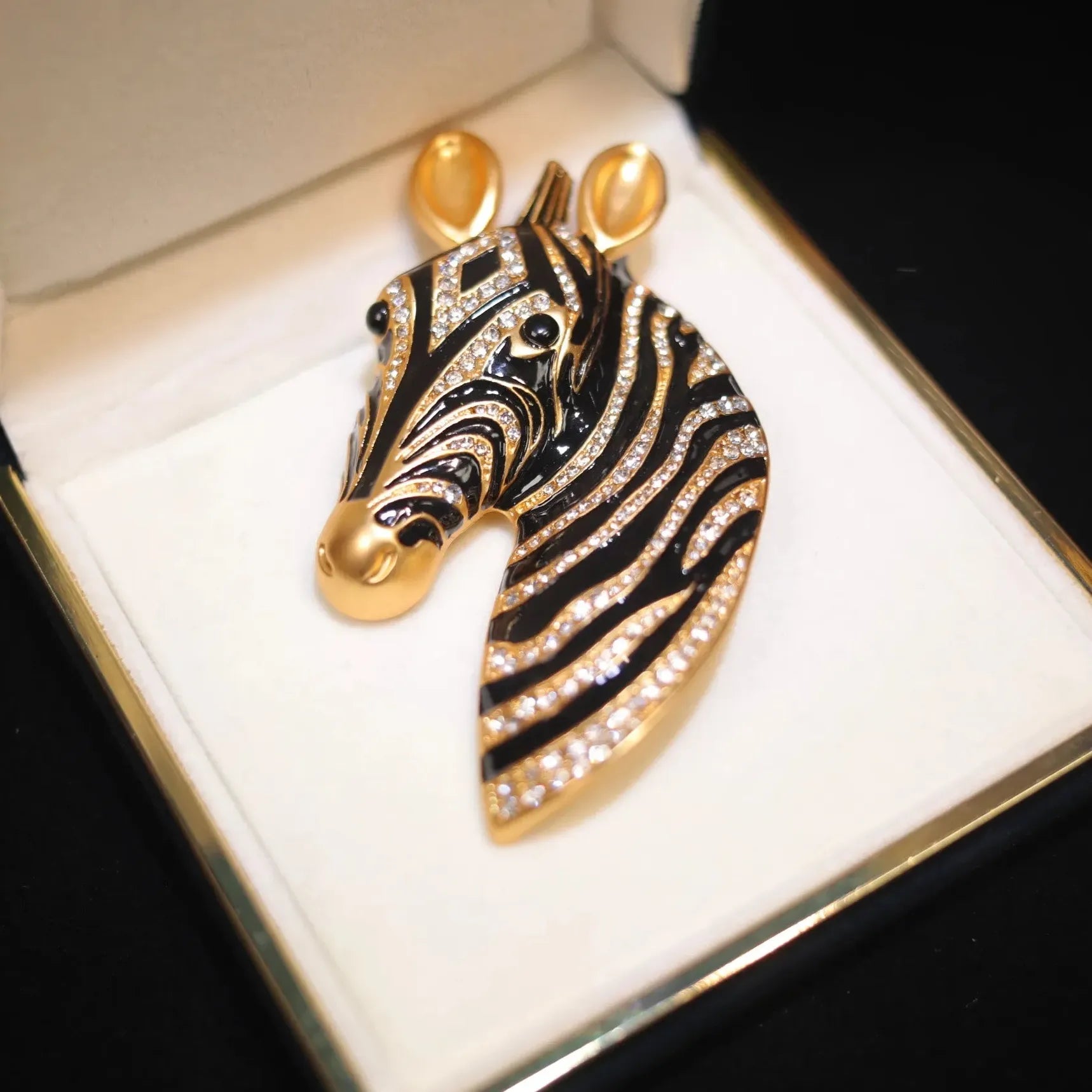 Vintage Horse Rhinestone Brooch Classic Jewelry Gift for Women