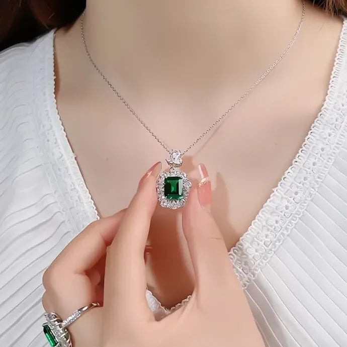 Green Cubic Zirconia Geometric Pendant Necklace Copper Alloy Wedding Gift