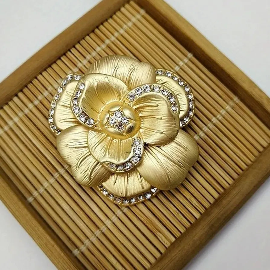 Vintage Gold Leaf Camellia Flower Brooch with Gemstone Pin for Women