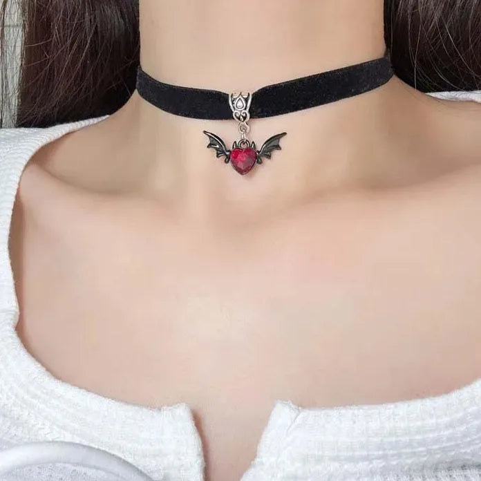 Punk Black Bat Wings Cotton Pendant Choker Necklace Gothic Red Heart Crystal Jewelry