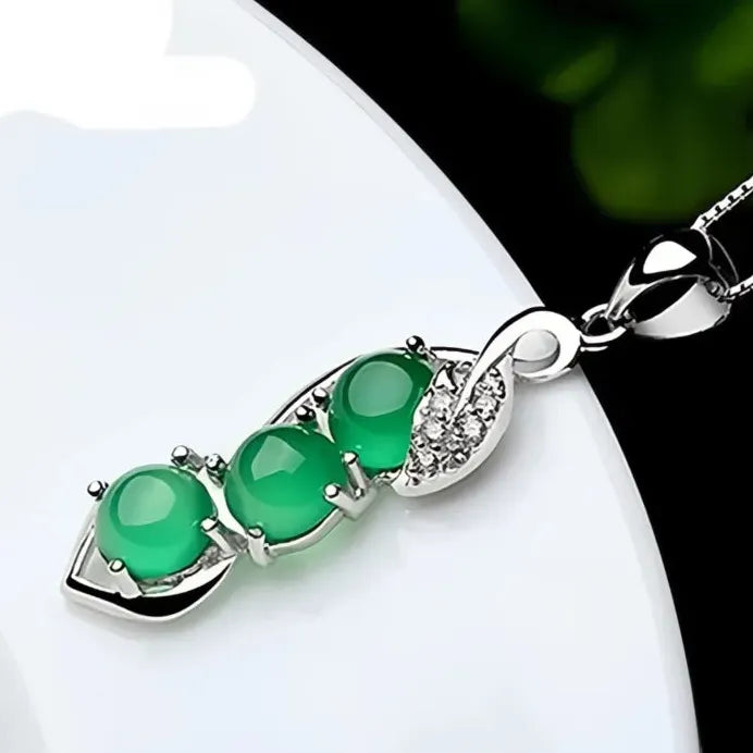 Elegant Luxury Wedding Necklace with Green Cubic Zirconia Geometric Pendant