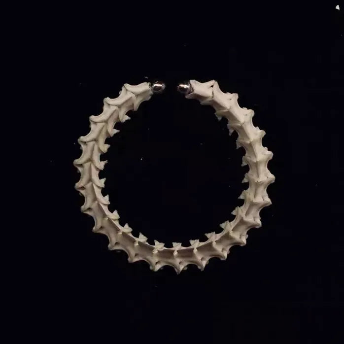 2024 Snake Spine Bone Ear Clip Cyberpunk Geometric Stud Unisex Gift