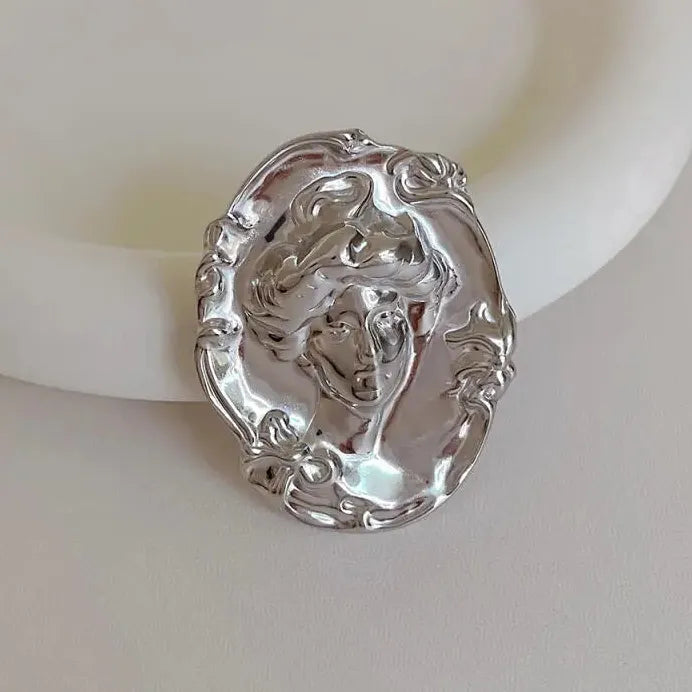 French Style Stainless Steel Portrait Brooch Waterproof Jewelry for Men Women