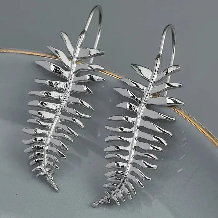 Vintage Persian Leaf Zinc Alloy Drop Earrings for Women Party Jewelry