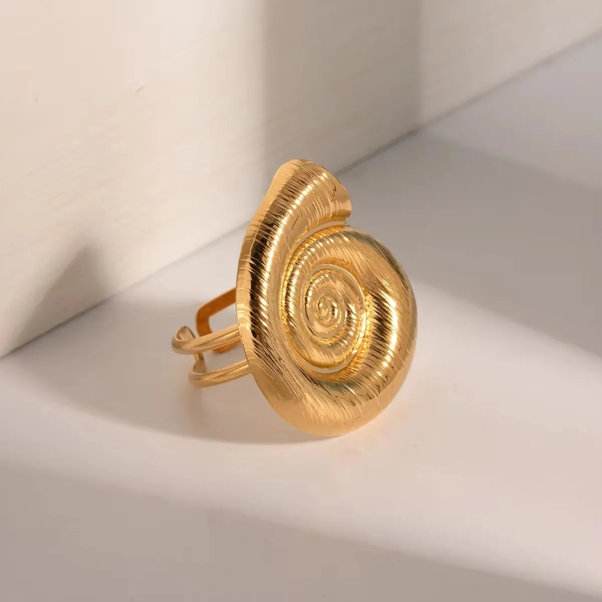 18K Gold Plated Stainless Steel Vintage Snail Shell Opening Ring for Women