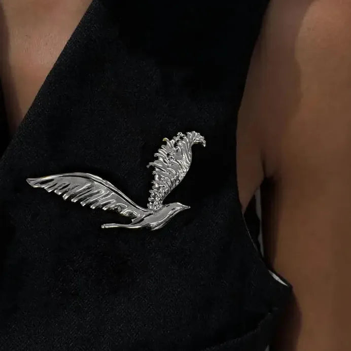 Retro Stainless Steel Eagle Brooch Classic Metal Bird Pin Jewelry for Men Women