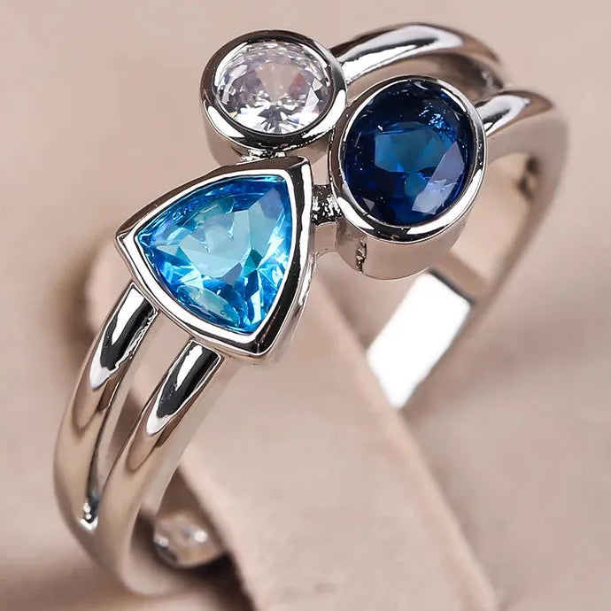 Fashionable European American Irregular Three-Color Stone Zinc Alloy Date Ring for Women