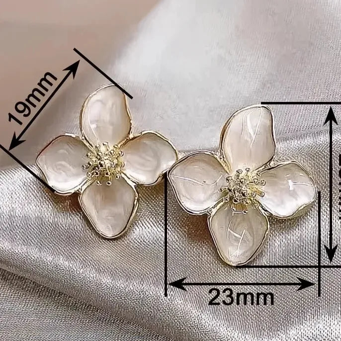 Lightweight Geometric Flower Stud Earrings Brass Epoxy Jewelry for Women
