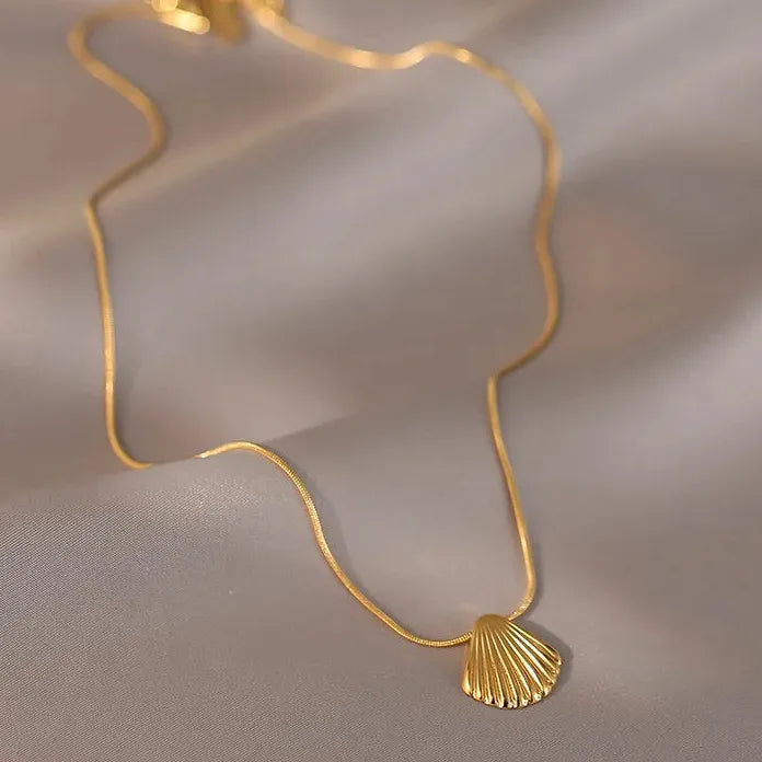Gold PVD Plated Stainless Steel Pendant Necklace for Women Waterproof Summer Jewelry