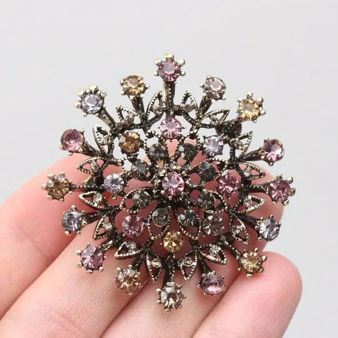 Classic Floral Brooch for Wedding Party Gift Men & Women