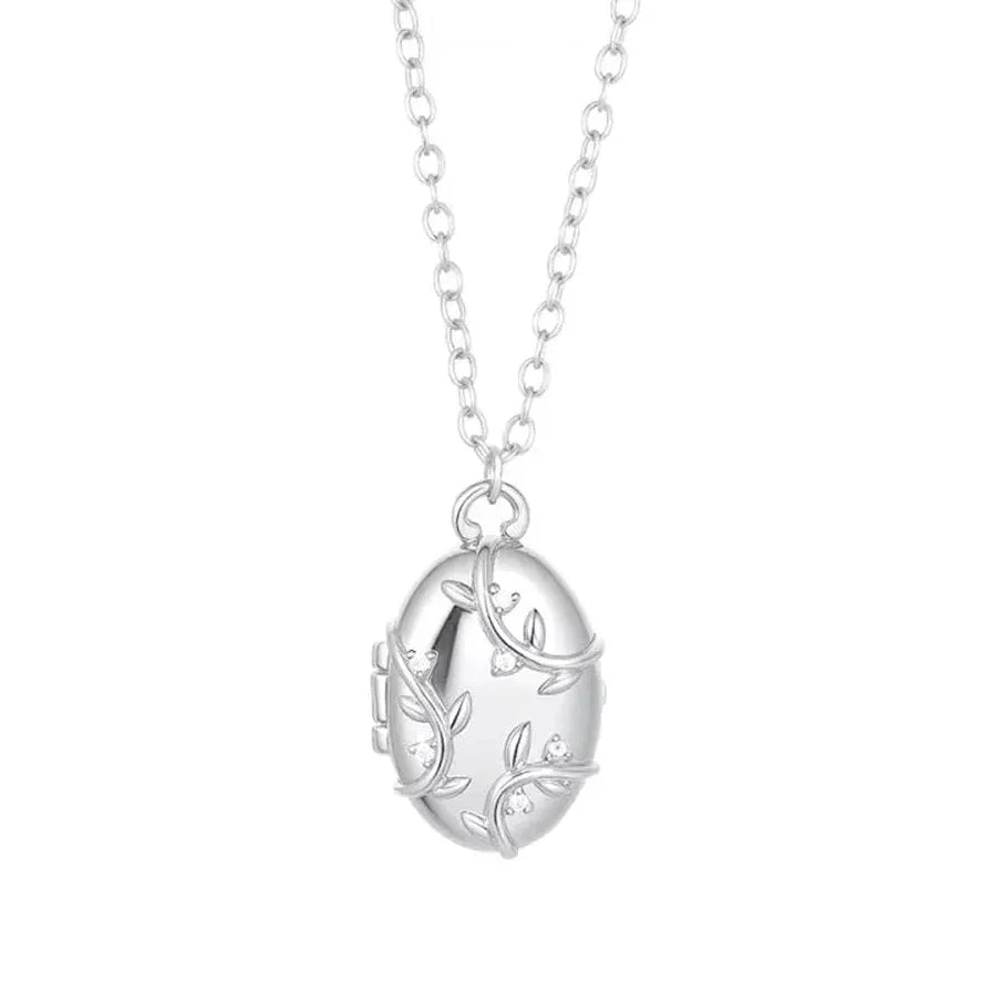 Custom Butterfly Shell Photo Locket Necklace Women Stainless Steel Vintage Memorial Jewelry Mother's Day Gift