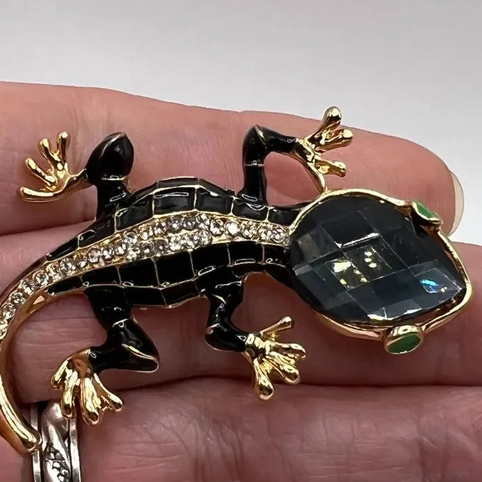Black Enamel Lizard Brooch Pin with Rhinestones for Women Jewelry