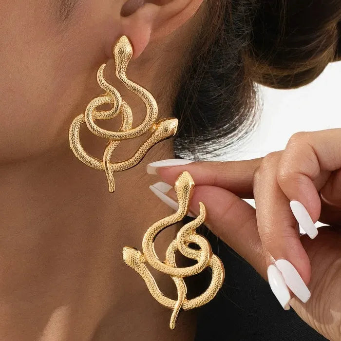Heart Snake Stud Earrings for Women Zinc Alloy Punk Jewelry Gift 2025