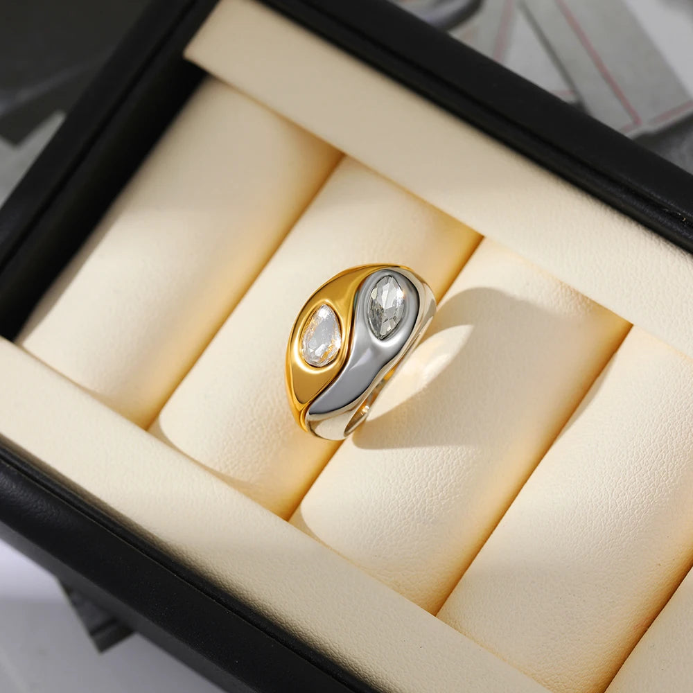 2pcs Twisted Symmetry Couple Rings Stainless Steel Zircon Wedding Jewelry 2026