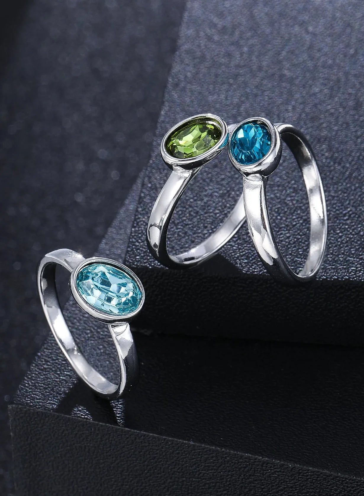 Minimalist Zinc Alloy Three Rings with Green Blue Stone Inlay for Women Jewelry