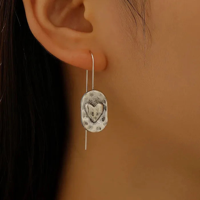 Vintage Heart Zinc Alloy Oval Drop Earrings for Women Romantic Gift